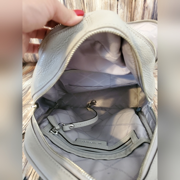 MICHAEL KORS Rhea Medium Leather Backpack - Picture 9 of 10